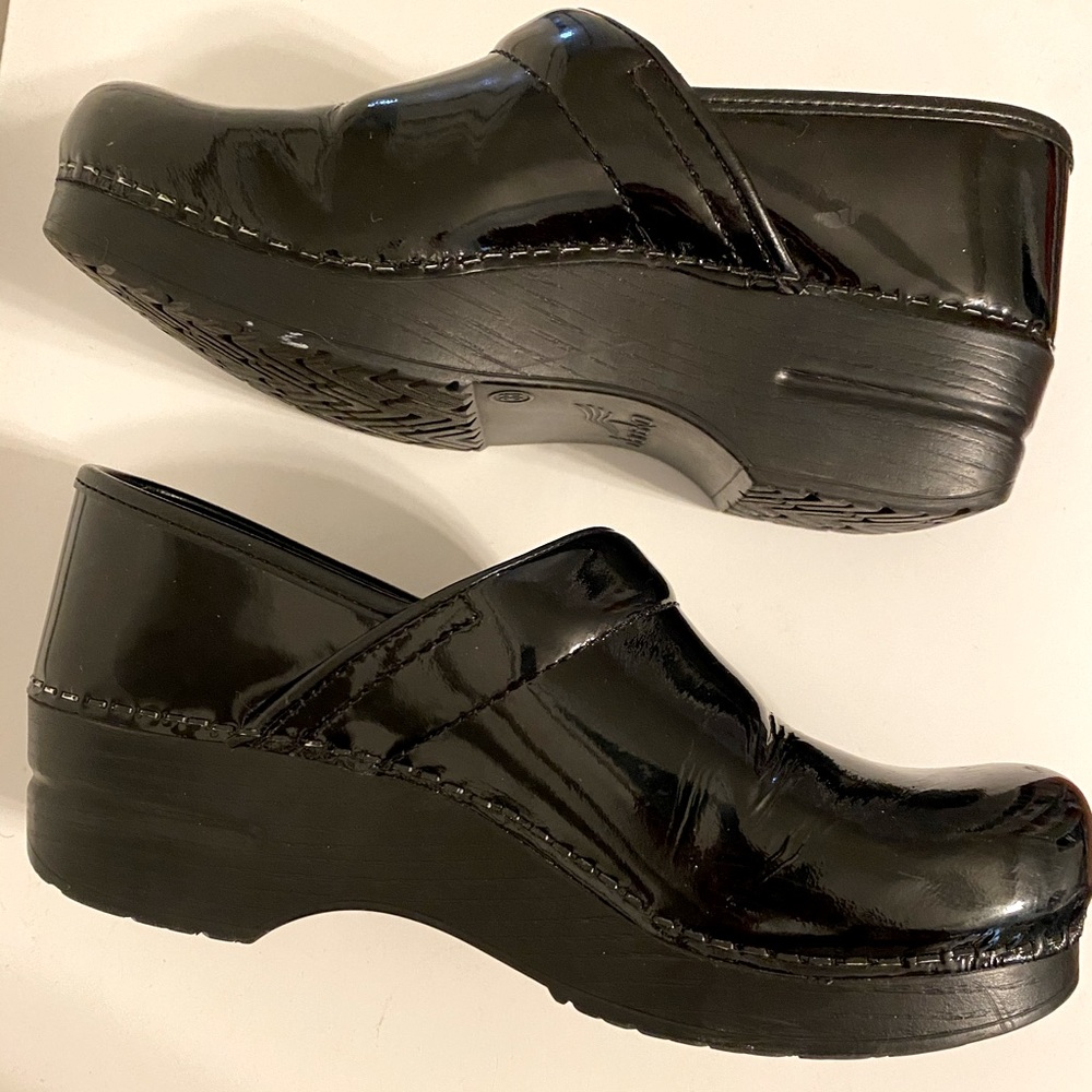 Women’s Dansko Black Patent Leather Clogs